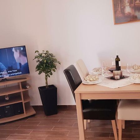 Apartmani Lili Сукошан Экстерьер фото