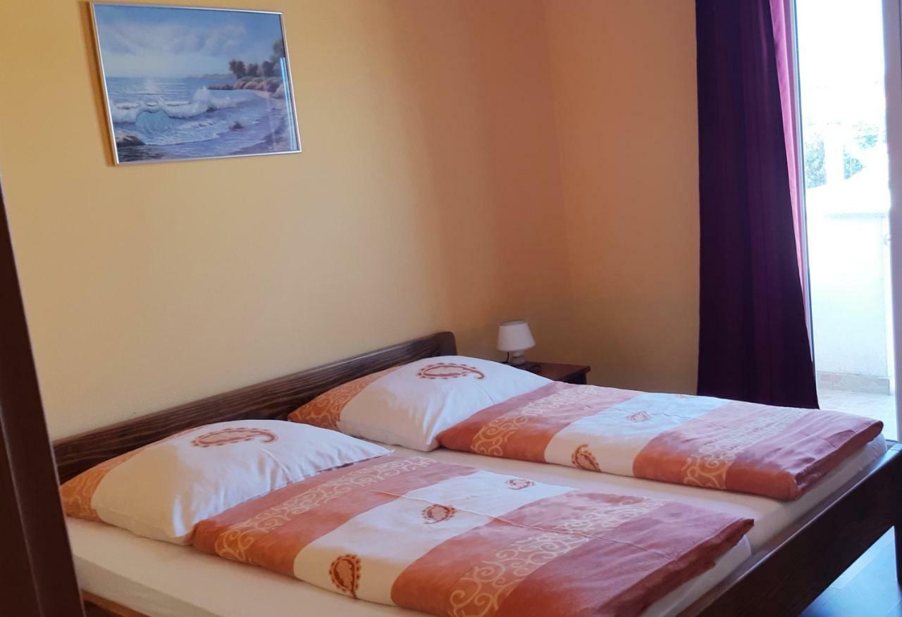 Apartmani Lili Сукошан Экстерьер фото