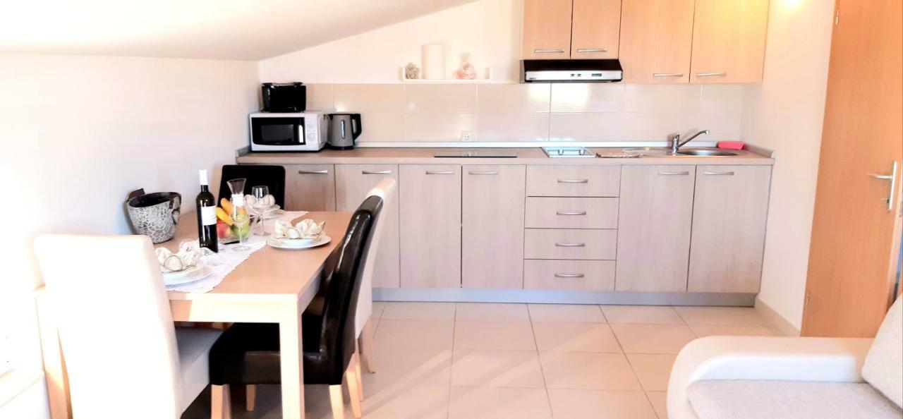 Apartmani Lili Сукошан Экстерьер фото