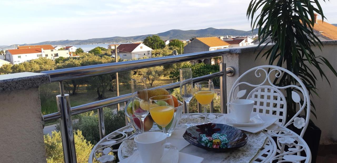 Apartmani Lili Сукошан Экстерьер фото