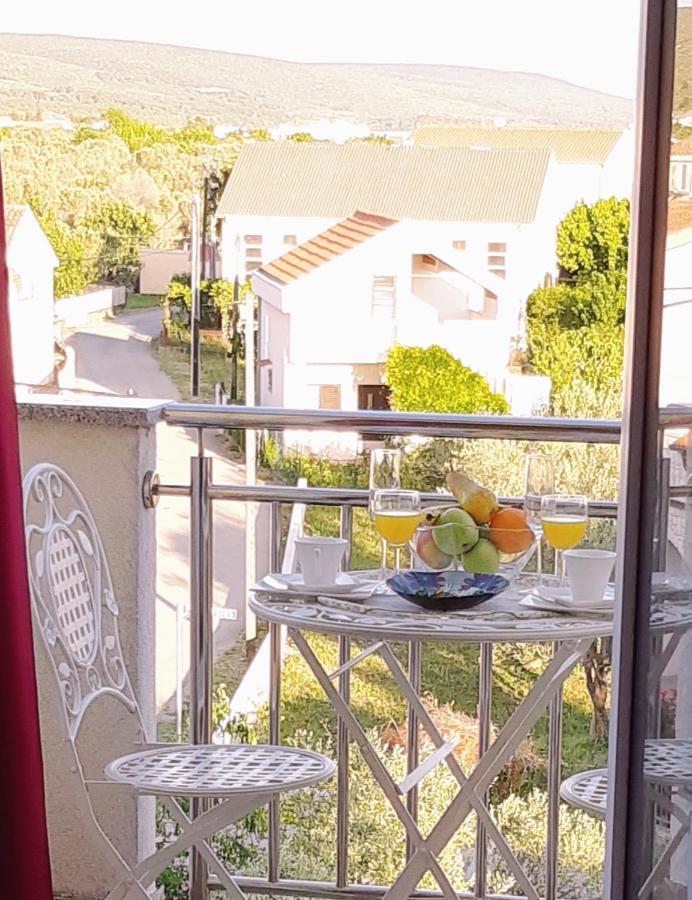 Apartmani Lili Сукошан Экстерьер фото